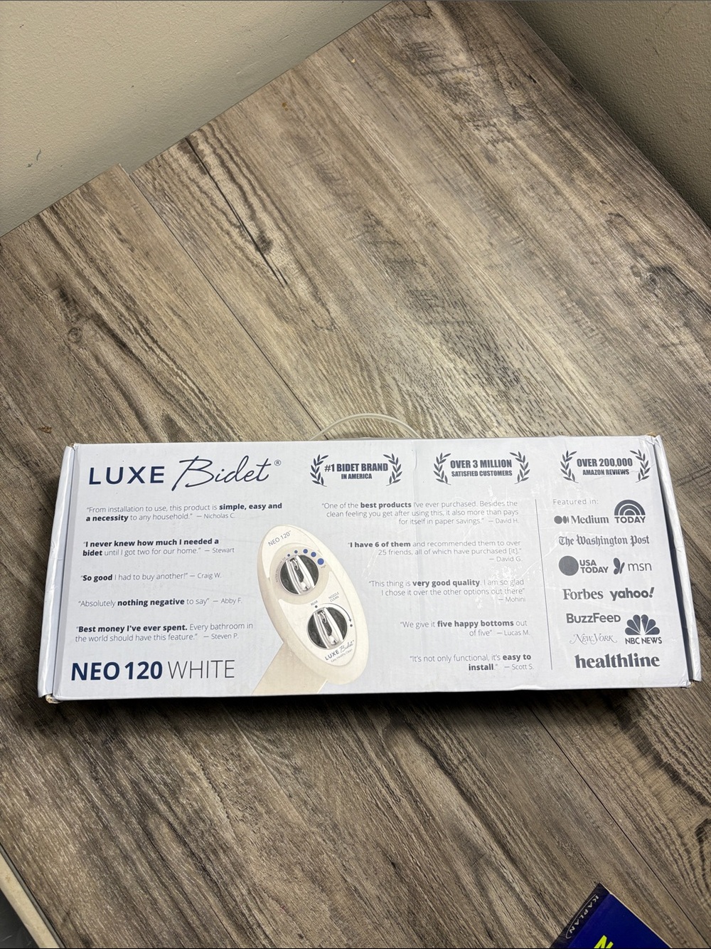 Brand new and sealed NEO 120 Luce Bidet